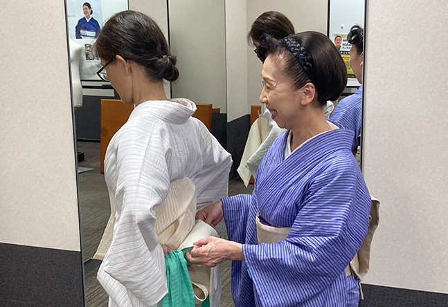 【基礎はしっかり、授業は楽しく】親切丁寧な指導をしつつ、楽しい授業！教室内はいつも笑顔があふれています。