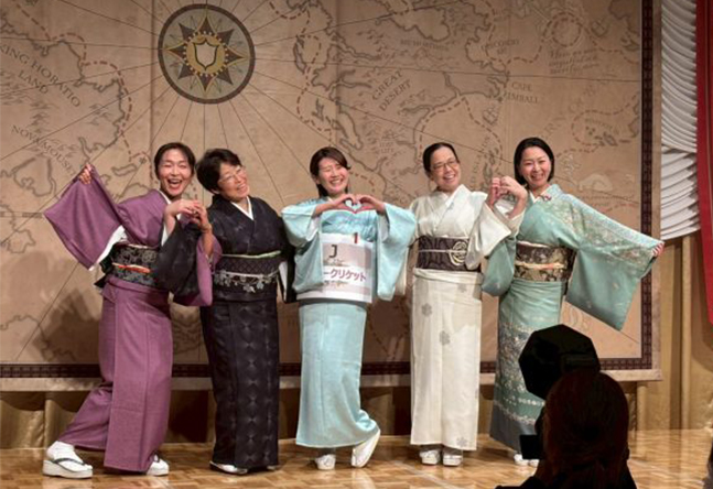 【楽しいお出かけ会】
修了式、きものdeおでかけなど、みんなで着物を着て楽しくお出かけする機会がたくさんありますよ。