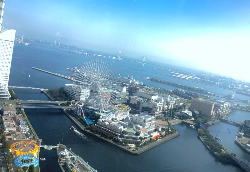 横浜の中心地みなとみらい地区　お稽古の後はショッピングや映画、名所散策も楽しめます。