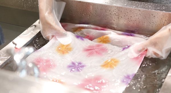 きものde雪花絞り体験